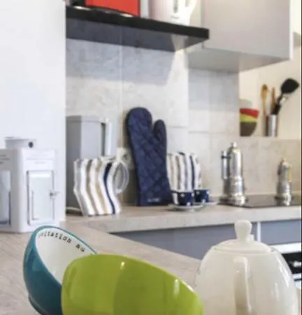 Vieil Cosy Close Everything * 昂蒂布